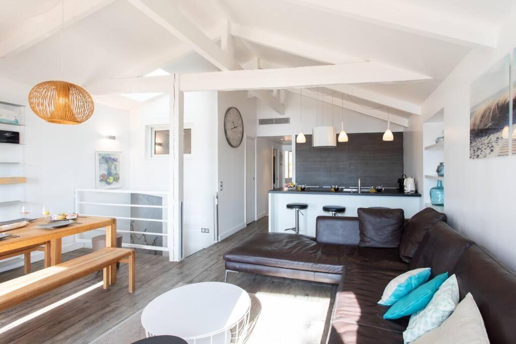 #40 Bright Sea View Suite For 6 2Mins Walk Port & Sea Βιλφράνς-συρ-Μερ Εξωτερικό φωτογραφία