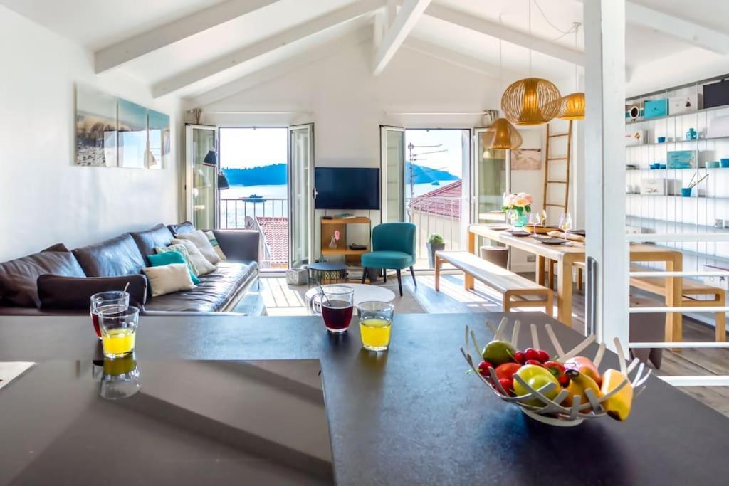 #40 Bright Sea View Suite For 6 2Mins Walk Port & Sea Βιλφράνς-συρ-Μερ Εξωτερικό φωτογραφία